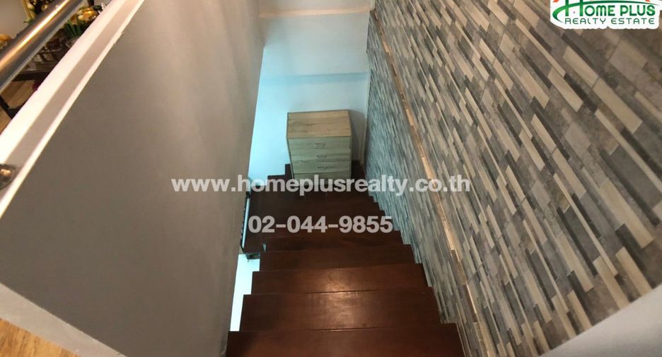 For sale 2 bedrooms townhouse in Bang Phli, Samut Prakan