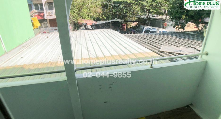 For sale 2 bedrooms townhouse in Bang Phli, Samut Prakan