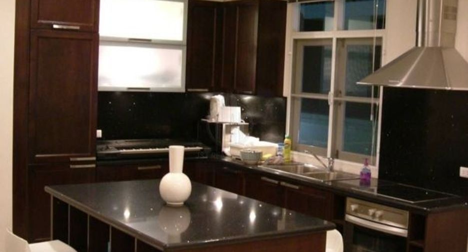 For sale 2 bedrooms house in Prawet, Bangkok