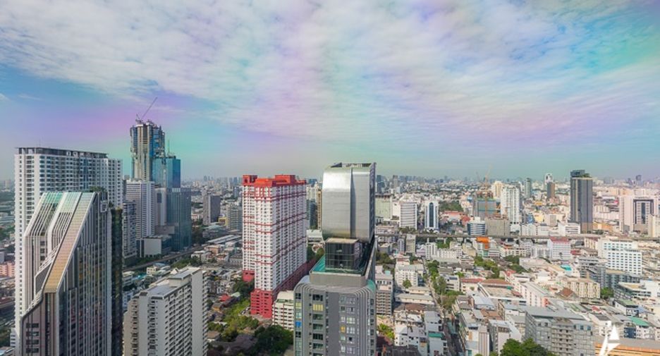 For sale 3 bedrooms condo in Pathum Wan, Bangkok