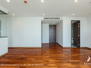 Продажа 3 спальни кондо в Патхум Щан, Бангкок