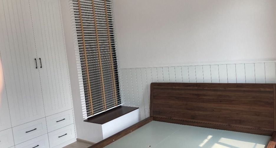 For rent 3 bedrooms townhouse in Bang Phli, Samut Prakan