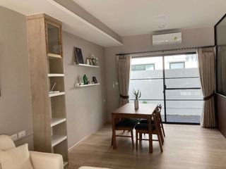 For rent 3 bedrooms townhouse in Bang Phli, Samut Prakan