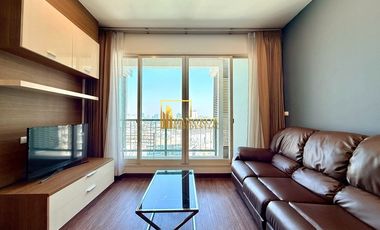 For rent 2 bedrooms condo in Pathum Wan, Bangkok