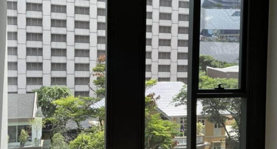 For rent and for sale 2 bedrooms condo in Pathum Wan, Bangkok