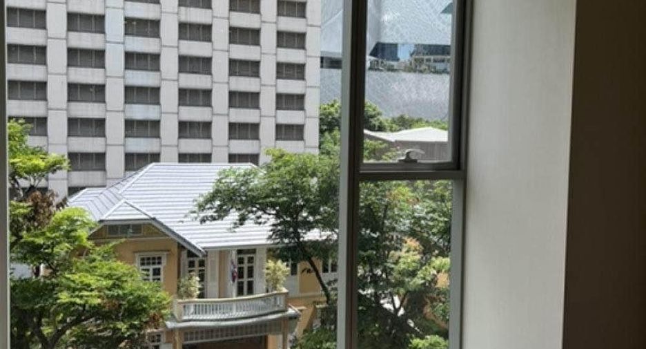 For rent and for sale 2 bedrooms condo in Pathum Wan, Bangkok