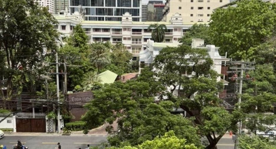 For rent and for sale 2 bedrooms condo in Pathum Wan, Bangkok