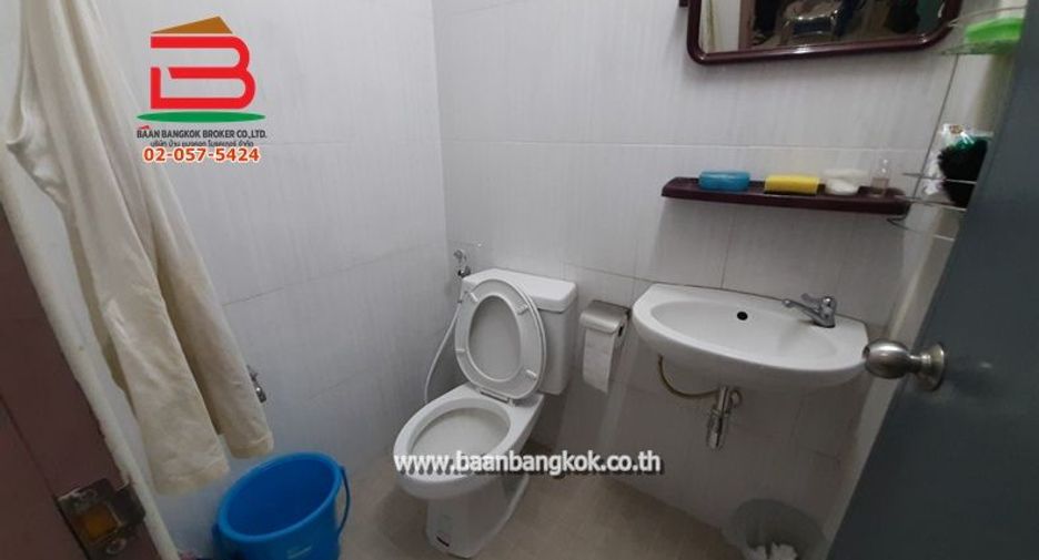 For sale 2 bedrooms retail Space in Sai Mai, Bangkok