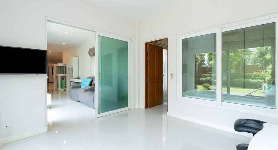 À vendre 5 chambres maison à Bang Khae, Bangkok