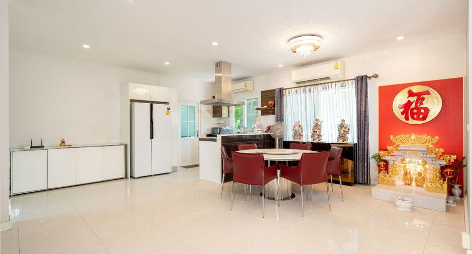 À vendre 5 chambres maison à Bang Khae, Bangkok