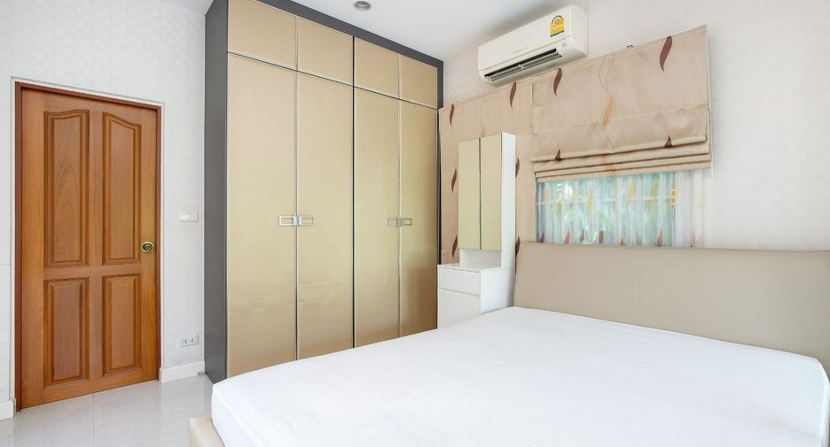À vendre 5 chambres maison à Bang Khae, Bangkok