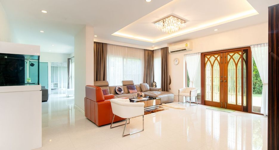 À vendre 5 chambres maison à Bang Khae, Bangkok