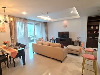 For rent 2 bed serviced apartment in Watthana, Bangkok