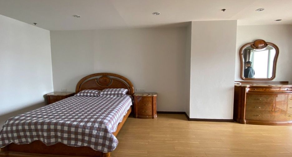 À vendre 2 chambres condo à Watthana, Bangkok