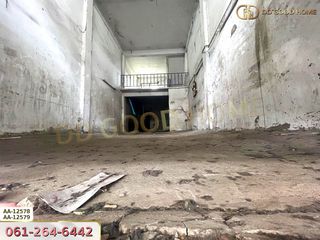 For sale 3 bedrooms retail Space in Bang Bon, Bangkok