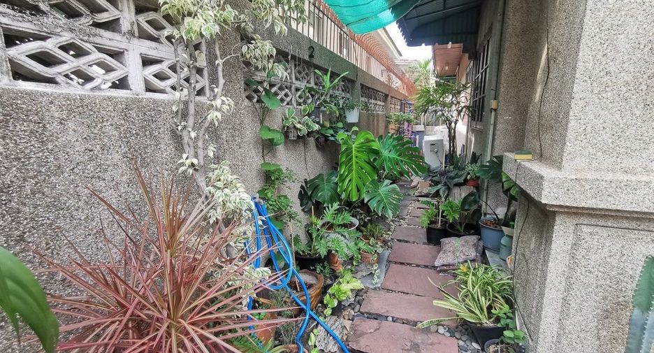 For sale 7 bed house in Sathon, Bangkok