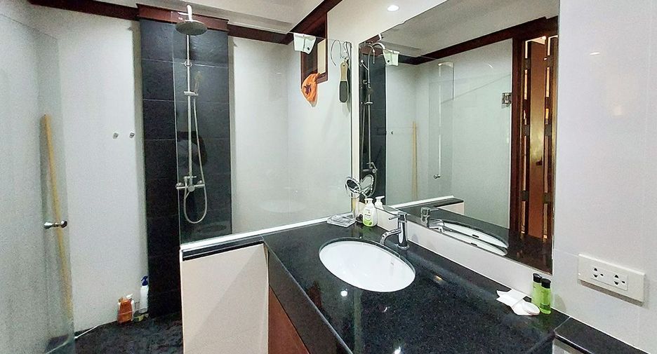 À vendre 4 chambres villa à Klaeng, Rayong