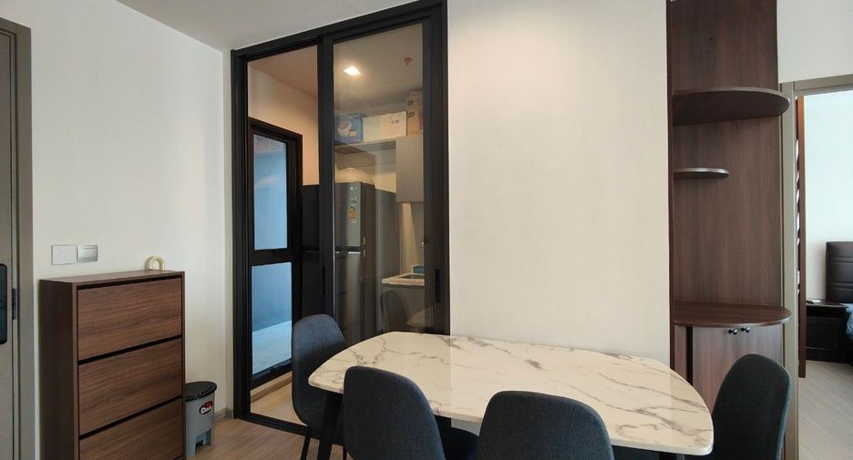 For sale 2 bed condo in Huai Khwang, Bangkok