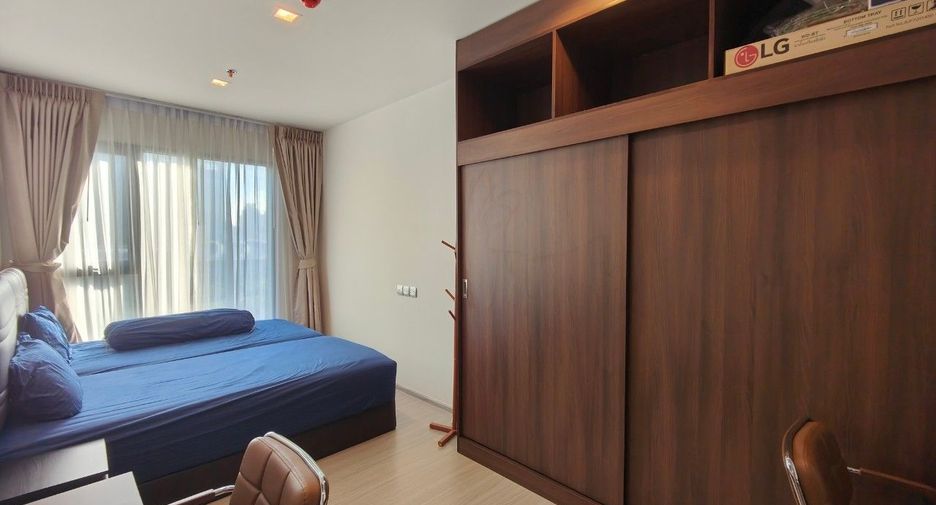 For sale 2 bed condo in Huai Khwang, Bangkok