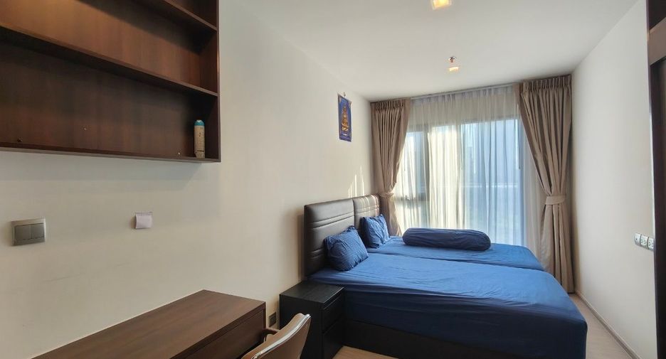 For sale 2 bed condo in Huai Khwang, Bangkok