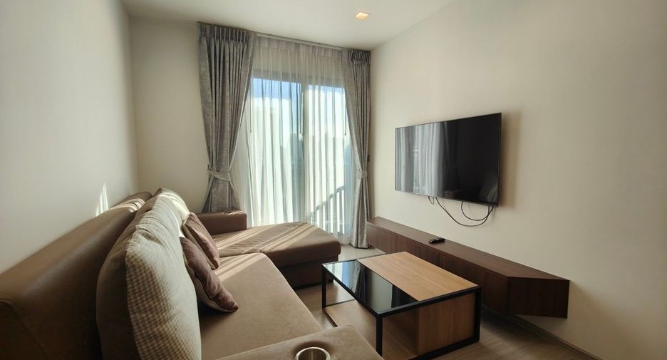 For sale 2 bed condo in Huai Khwang, Bangkok
