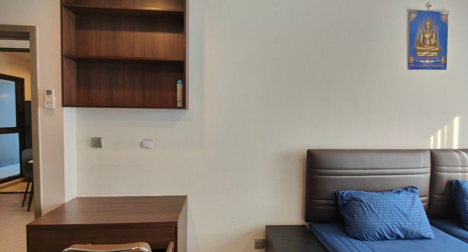 For sale 2 bed condo in Huai Khwang, Bangkok