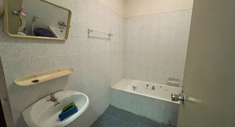 For sale 3 Beds townhouse in Bang Yai, Nonthaburi