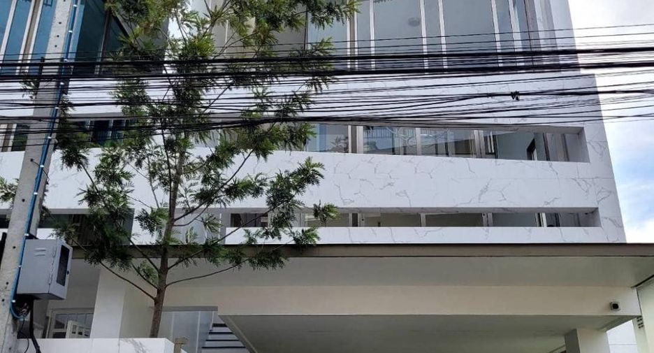 For rent そして for sale 3 Beds townhouse in Chatuchak, Bangkok
