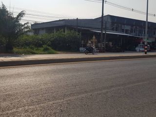 For sale land in Mueang Uttaradit, Uttaradit