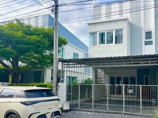 For Rent 3 Bedroom Townhouse In Mueang Chiang Mai