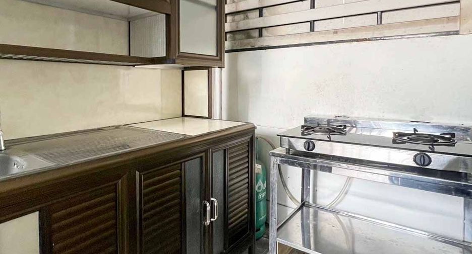 For rent 3 bedrooms townhouse in Mueang Chiang Mai, Chiang Mai