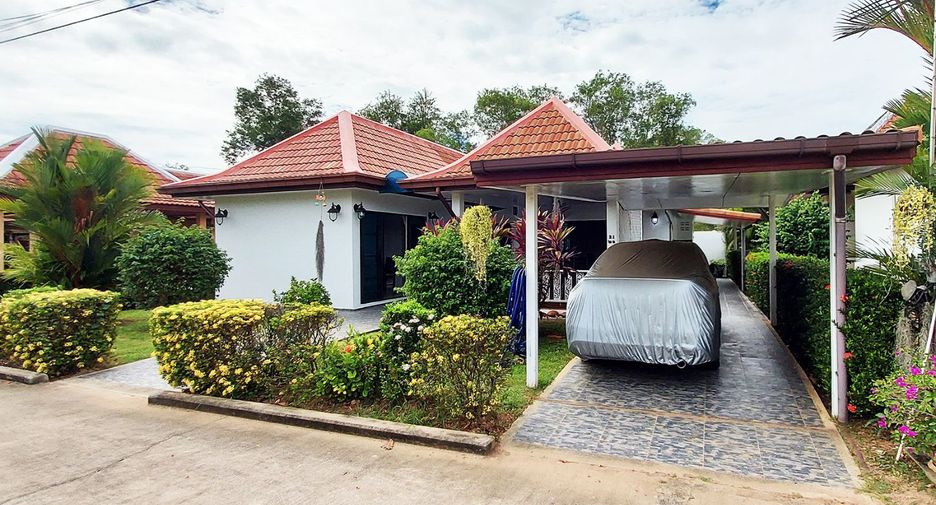 For sale 5 bed villa in Klaeng, Rayong