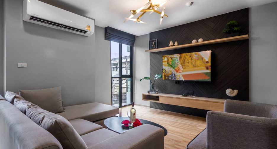 For rent 3 bedrooms condo in Watthana, Bangkok