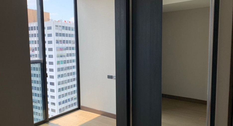 For rent 3 ベッドルーム condo in Khlong Toei, Bangkok
