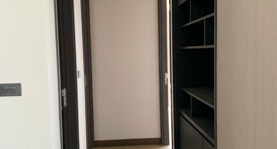 For rent 3 ベッドルーム condo in Khlong Toei, Bangkok