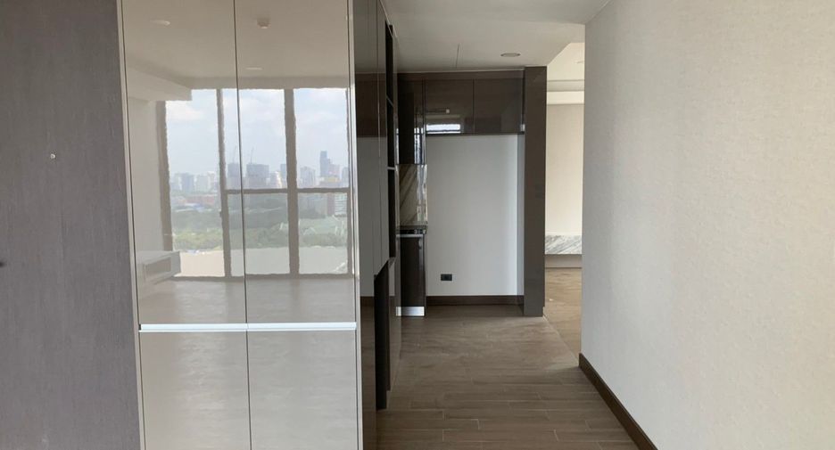 For rent 3 ベッドルーム condo in Khlong Toei, Bangkok