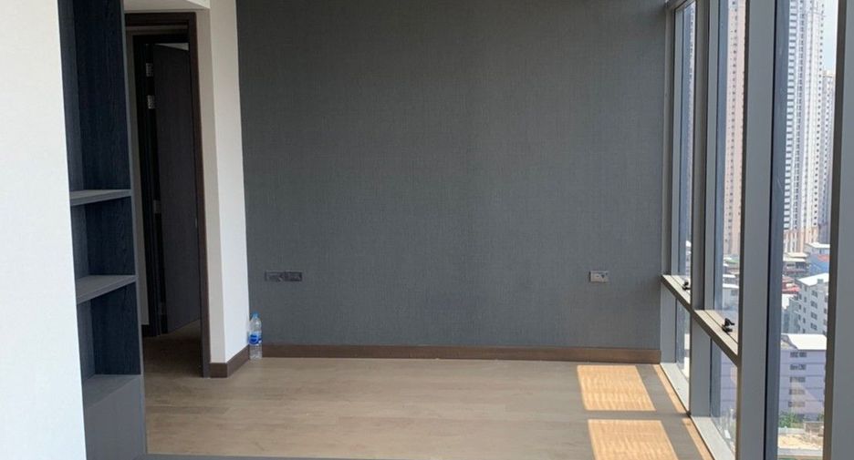 For rent 3 ベッドルーム condo in Khlong Toei, Bangkok