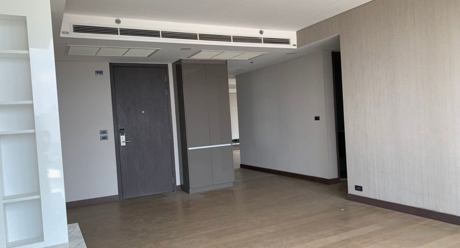 For rent 3 ベッドルーム condo in Khlong Toei, Bangkok