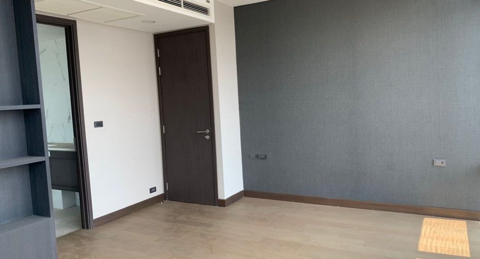 For rent 3 ベッドルーム condo in Khlong Toei, Bangkok