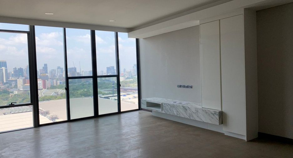 For rent 3 ベッドルーム condo in Khlong Toei, Bangkok