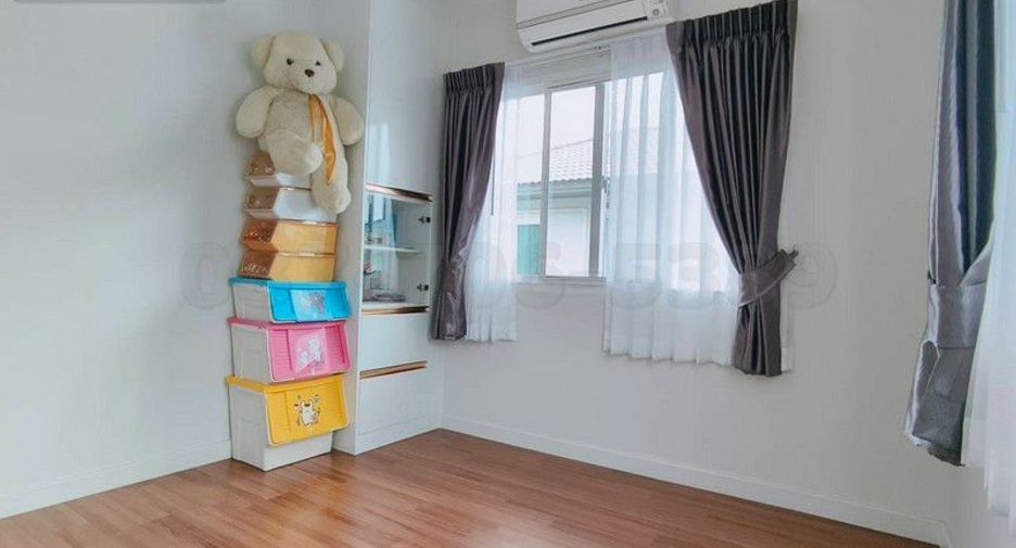 À vendre 3 chambres maison à Bang Sao Thong, Samut Prakan