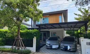 For sale 3 bedrooms house in Bang Sao Thong, Samut Prakan