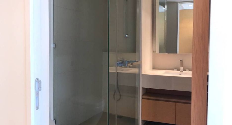 À louer et à vendre 2 chambres condo à Sathon, Bangkok
