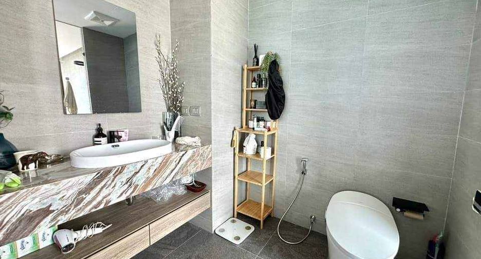 For rent 3 bedrooms condo in Bang Lamung, Chonburi