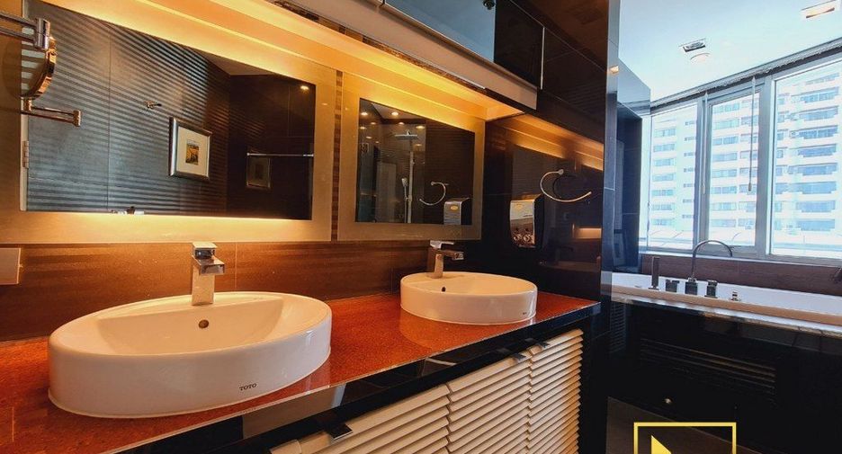 Condo en alquiler de 2 habitaciones en Watthana, Bangkok