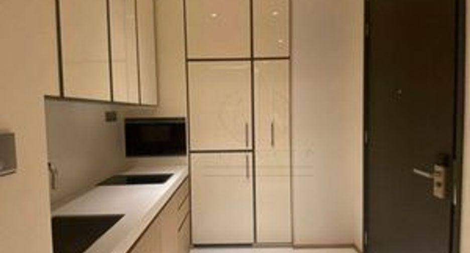For sale 1 Beds condo in Khlong Toei, Bangkok