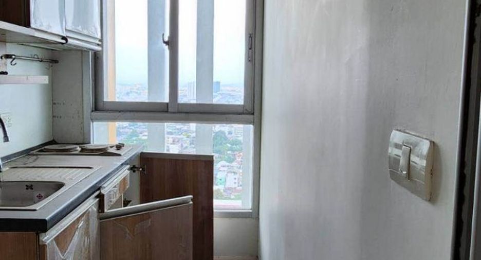 For sale 1 bed condo in Thon Buri, Bangkok