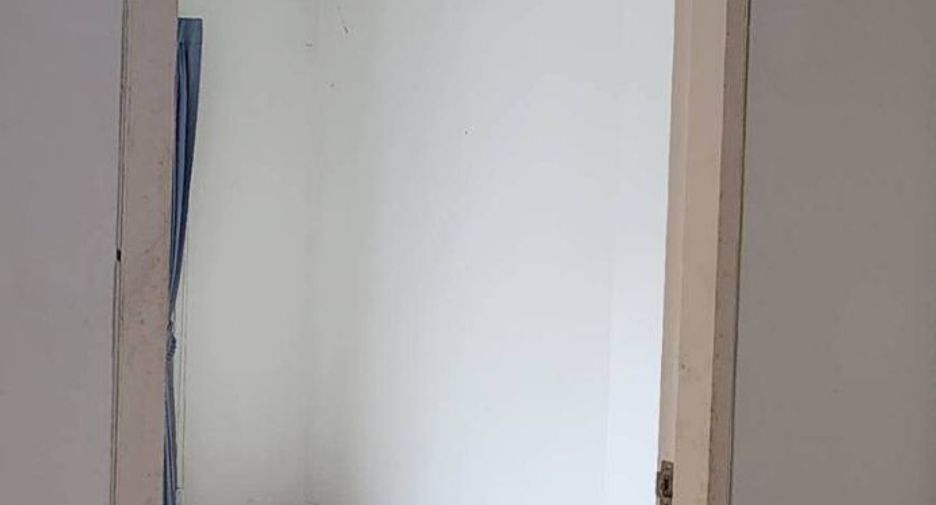 For sale 1 bed condo in Thon Buri, Bangkok