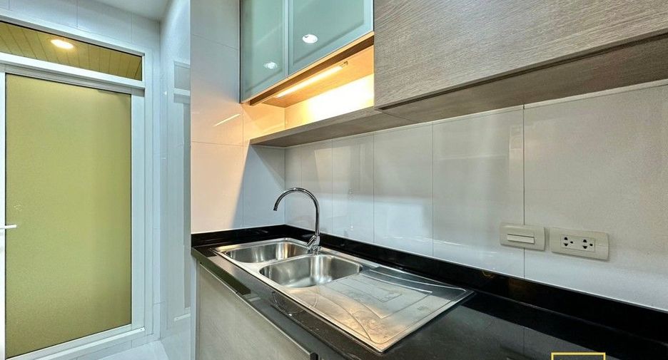 À louer 1 chambre condo à Watthana, Bangkok