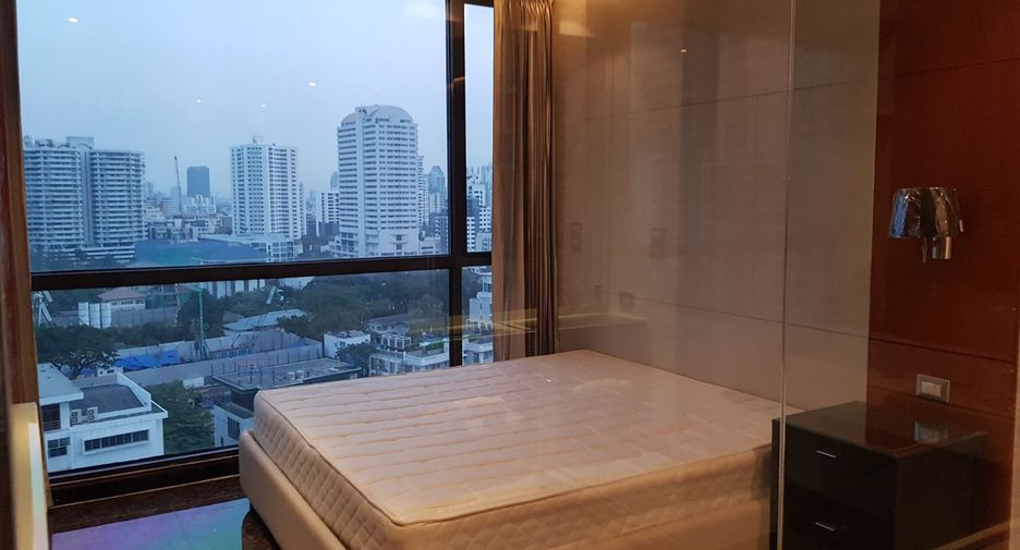 For rent and for sale 2 bedrooms condo in Khlong Toei, Bangkok